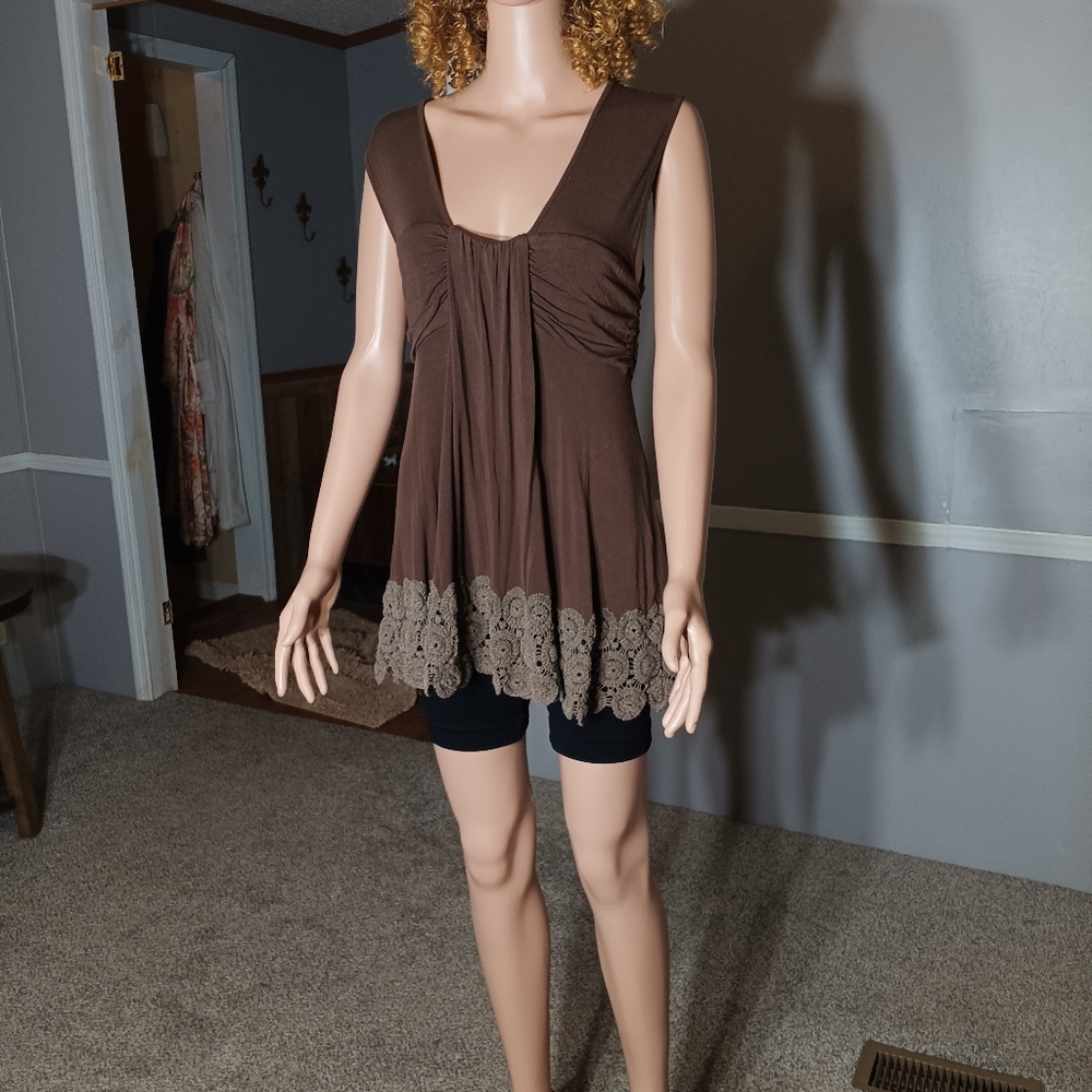 Size Medium/ Large - image 3